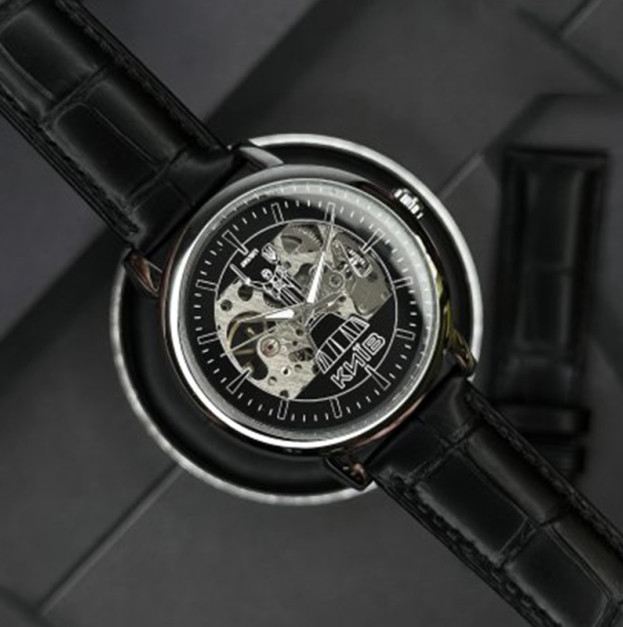 Awarder 022 Silver-Black