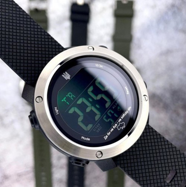 Awarder 032 Black-Silver-Black