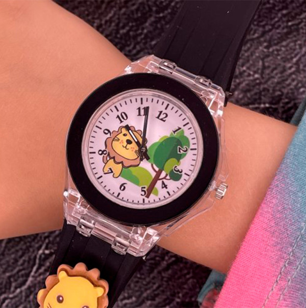 Better 005 Lion Black -White