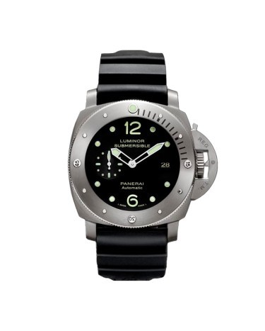 Panerai Luminor Submersible 1950 Titan 48mm Dial Black
