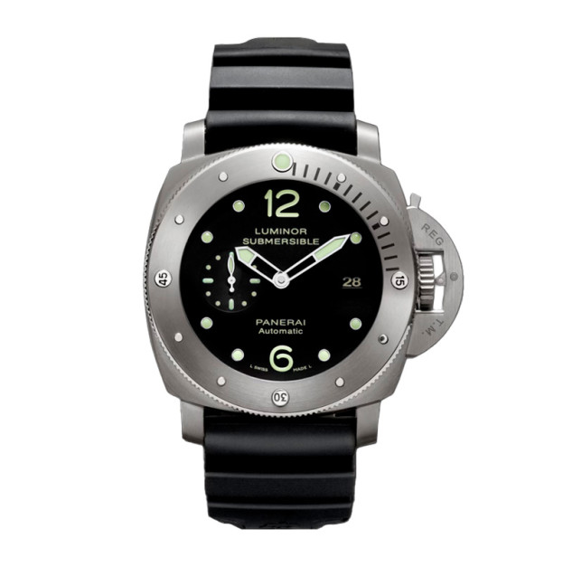 Panerai Luminor Submersible 1950 Titan 48mm Dial Black